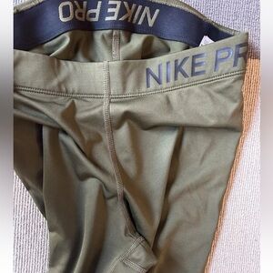 Nike pro leggings